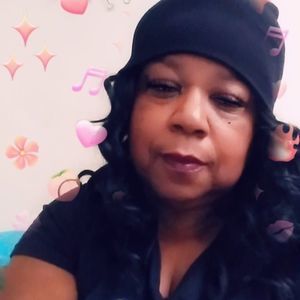 Meet your Posher, Peggy